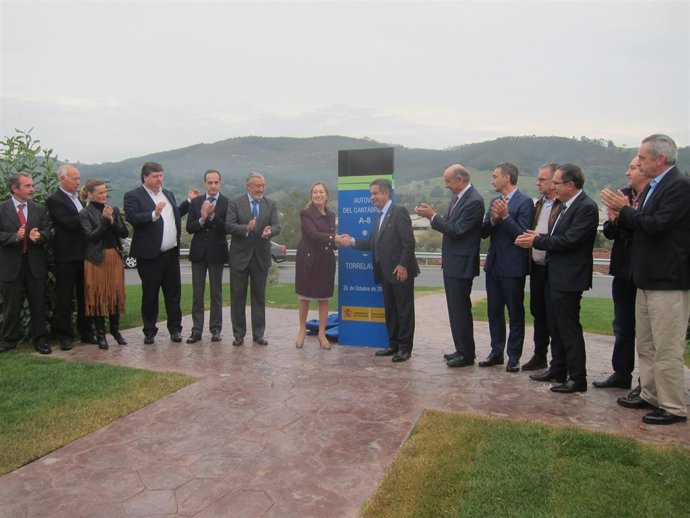 Puesta en servicio de los tramos de la A-8 en Cantabria