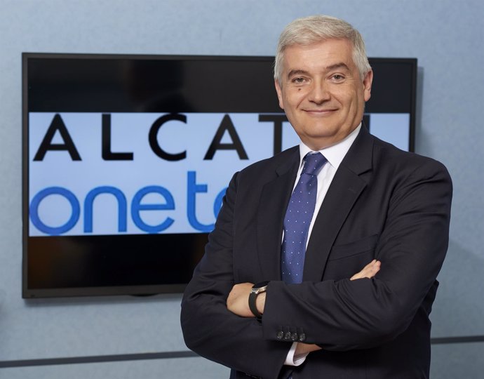 Carlos Cano, director general de alcatel One Touch España              