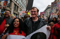 Quentin Tarantino protesta contra la violencia de los policías de Nueva York