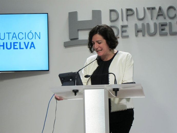 La diputada de Cultura, Aurora Vélez. 