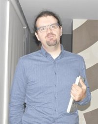 Podemos lamenta la "falta absoluta de coraje" de Gimeno