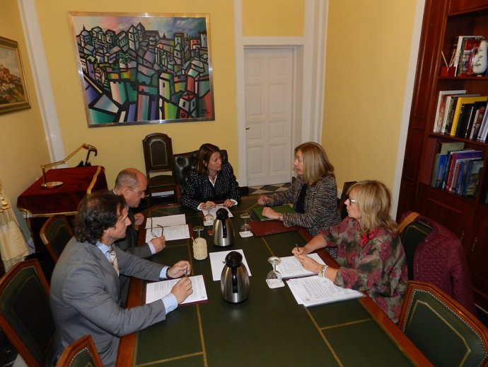 Encuentro entre alcaldesa de Cáceres y Subsecretaria de Justicia