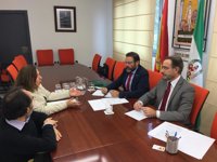 La Junta estudia mejorar la accesibilidad en el transporte público