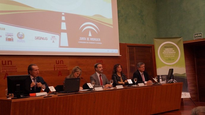 Jornada sobre carreteras sostenibles en la UNIA