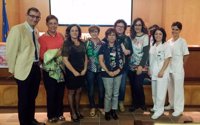 Pacientes con cáncer de mama y sanitarios intercambian experiencias