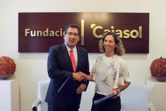Fundación Cajasol y Autismo Sevilla firman convenio