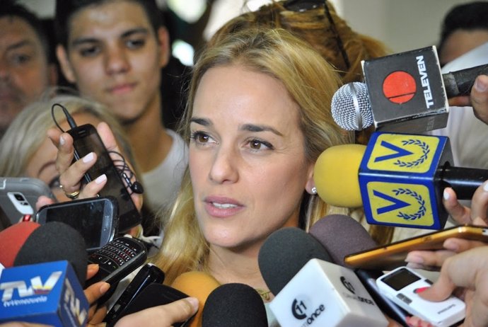 Lilian Tinroti, mujer del líder opositor Leopoldo López