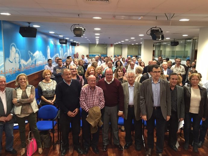 Sánchez y Ballesta en el encuentro con pedáneos y presidentes de Juntas Locales