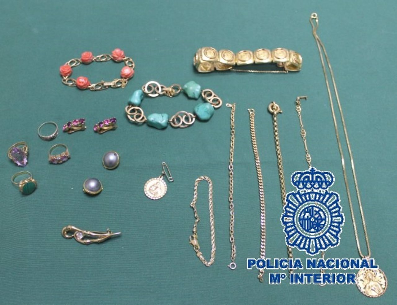 Joyas robadas recuperadas por la Policía Nacional