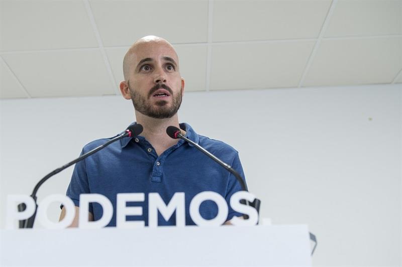 Nacho Álvarez, Rafael Mayoral y Carolina Bescansa, de Podemos