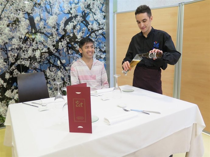 'Semana De La Cerveza' En El Restaurante-Escuela Del CCT