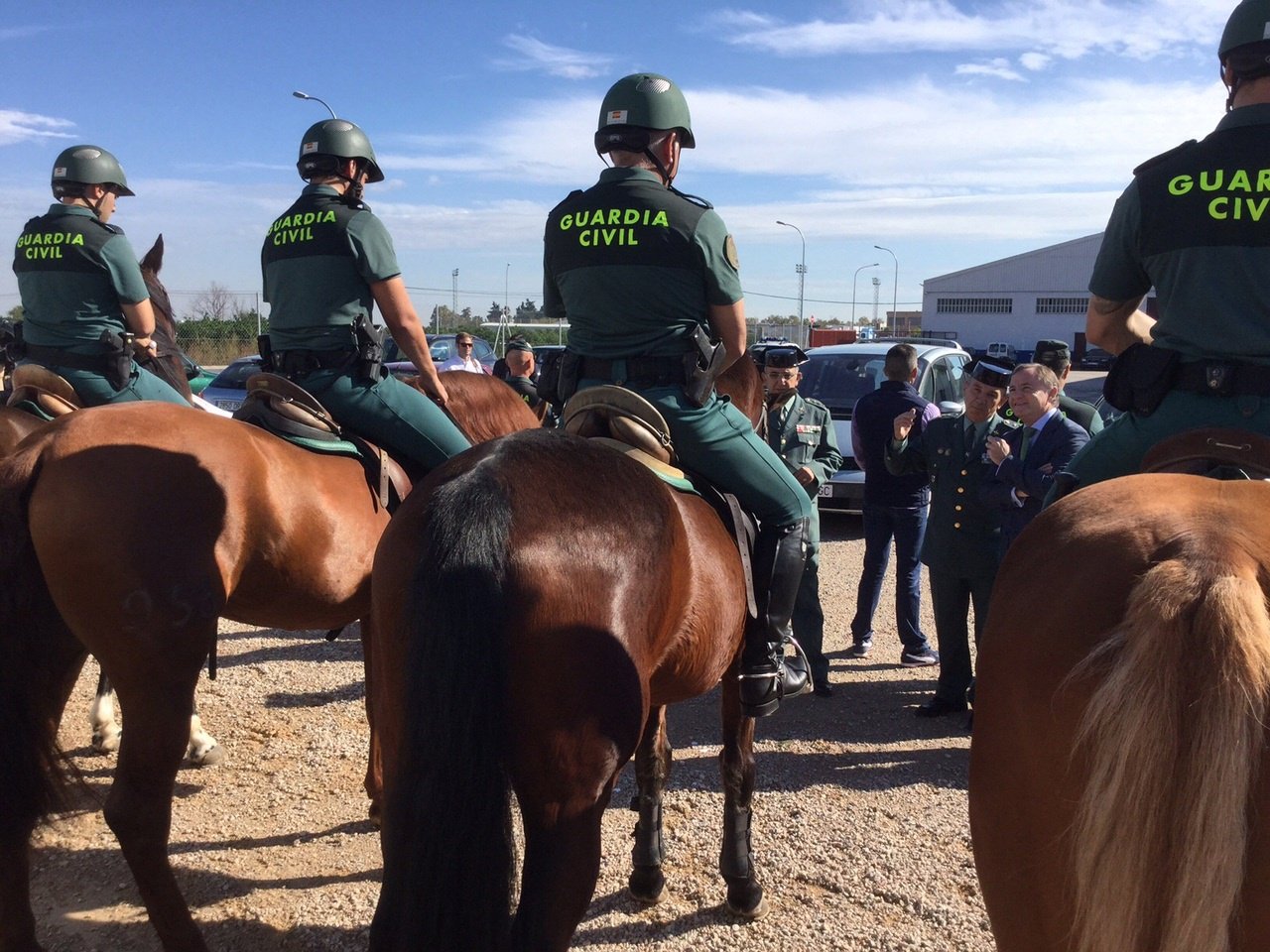 Moragues visita los equipos de vigilancia de los campos