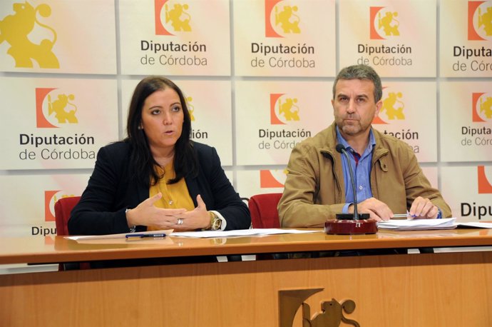 Carrillo y Sánchez en la rueda de prensa