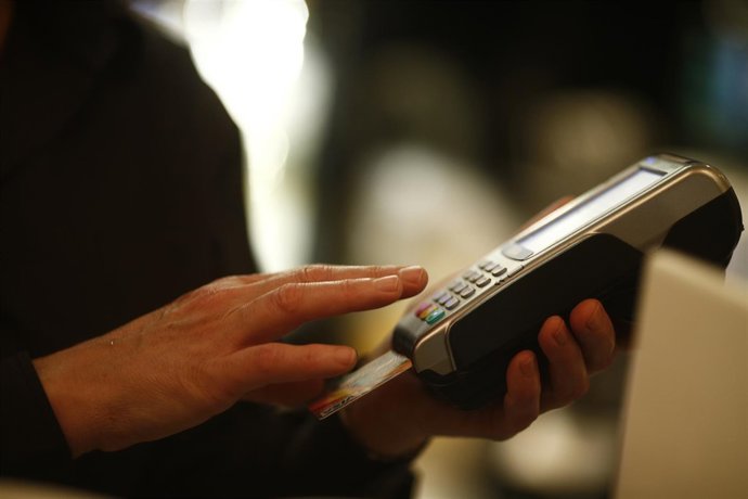 Tarjetas De Crédito, Débito, Banco, Bancos, Entidades Financieras, Comisión