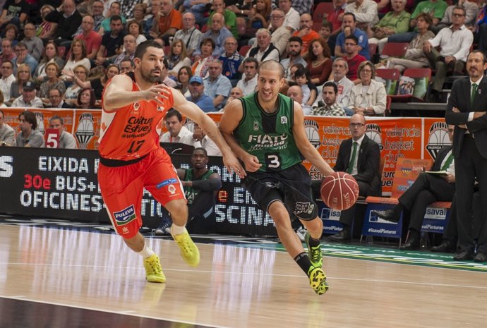 VALENCIA BASKET CLUB -FIATC JOVENTUT, ALBERT SABAT Y RAFA MARTINEZ
