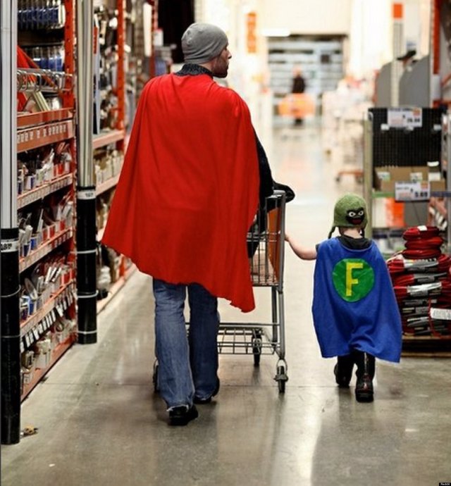 padres superheroes