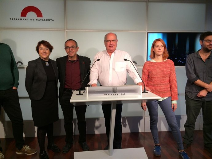 G.Lienas,J.Coscubiela,L.Rabell,J.Albiach,A.Dante Fachín (SiQueEsPot)