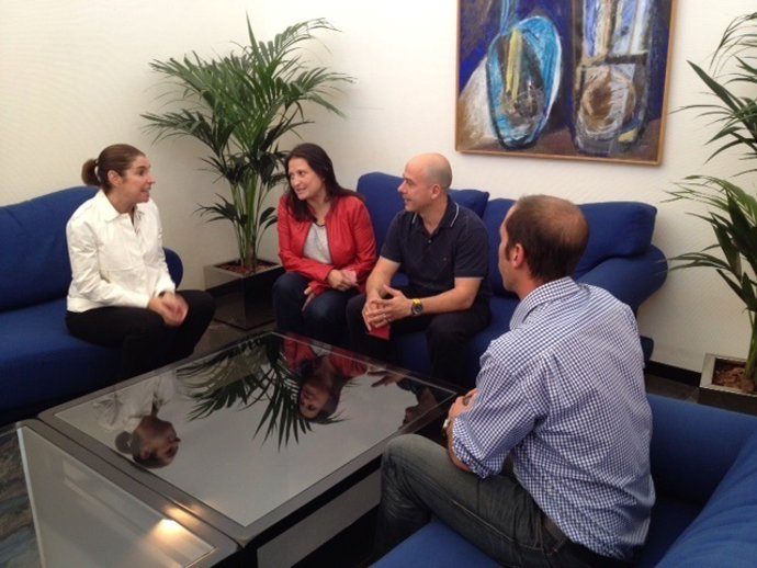 Imagen de la reunión con presidenta Estación Náutica Mar Menor