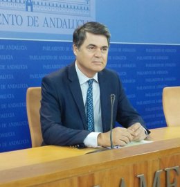 Carlos Rojas, hoy ante los medios