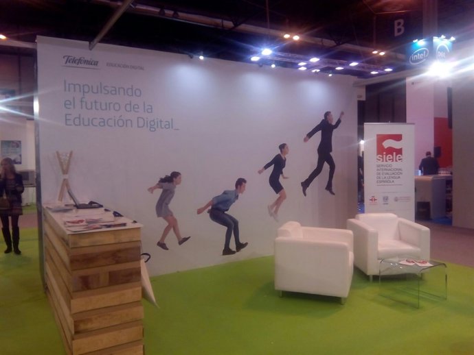 Feria simo educación 2015 stand de Telefónica 
