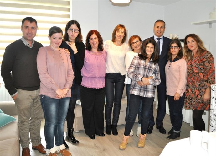 Visita del piso de la Obra San Martín en Peñacastillo 