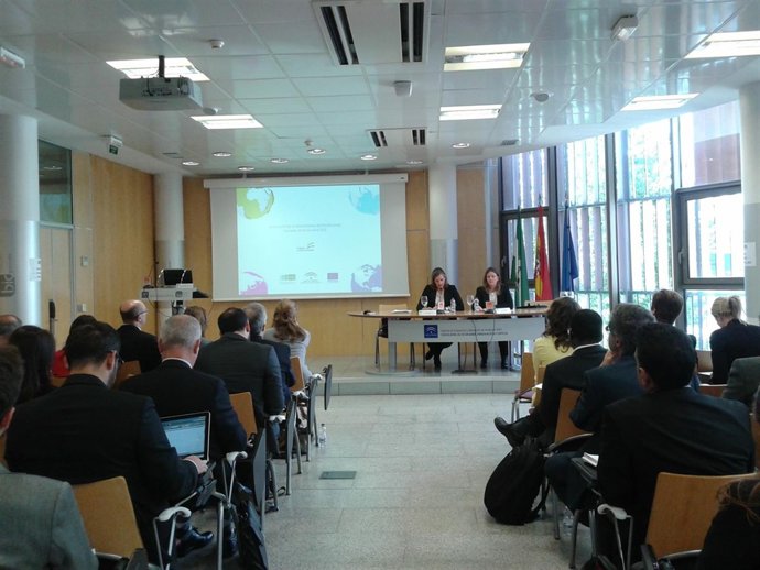 Encuentro de Biotecnología en el PTS de Granada.