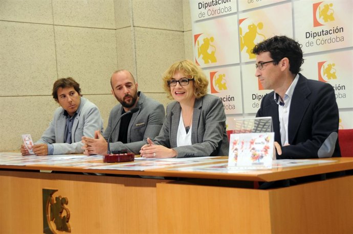 Ruz interviene en la rueda de prensa