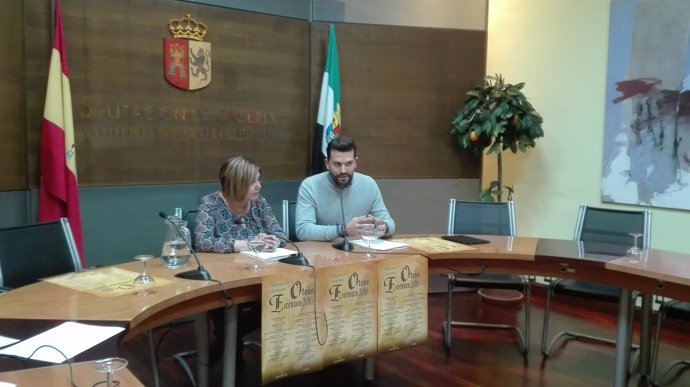 Presentación de Otoño Escénico de la Diputación de Cáceres
