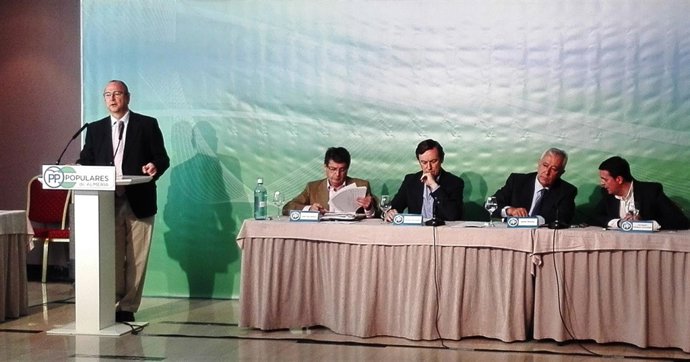 Rodríguez-Comendador, durante su intervención