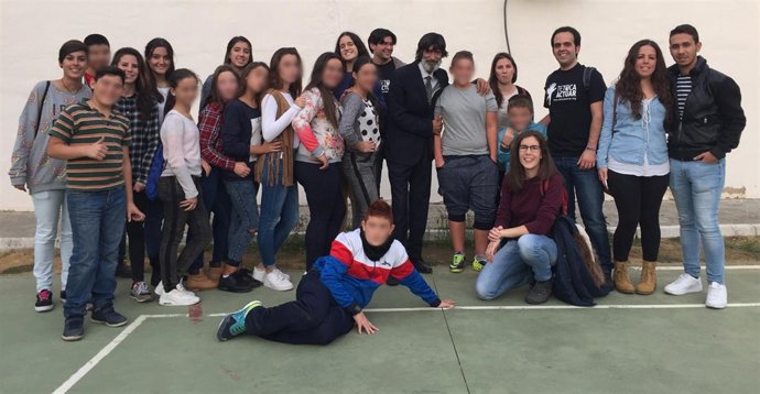 Taller de flamenco en el Polígono Sur.