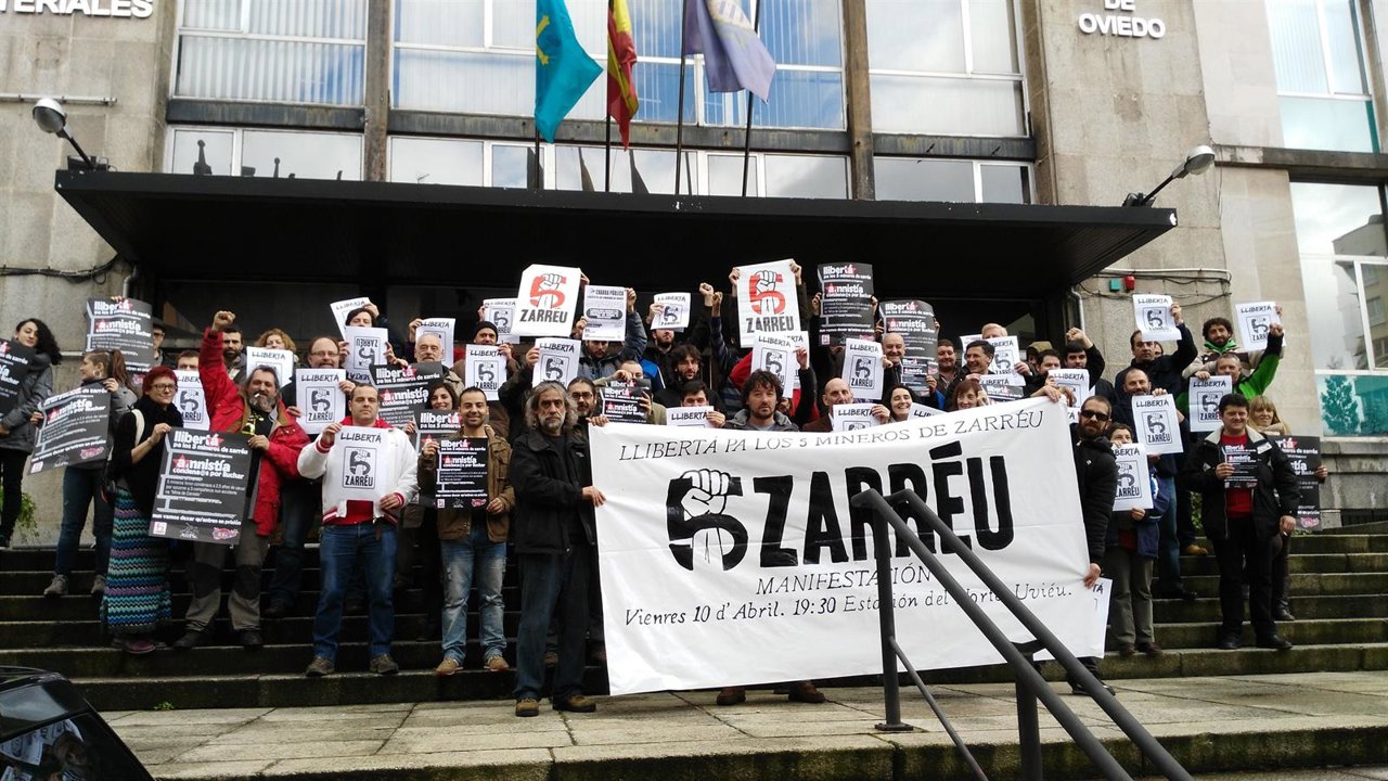 Plataforma de apoyo a los 'cinco de Cerredo'