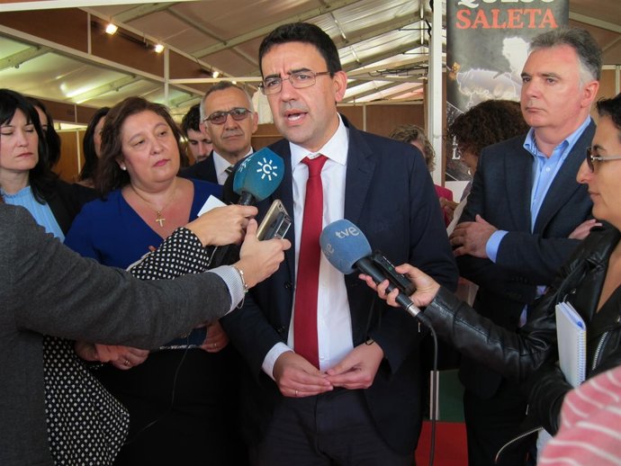 El portavoz del PSOE-A en el Parlamento andaluz, Mario Jiménez. 