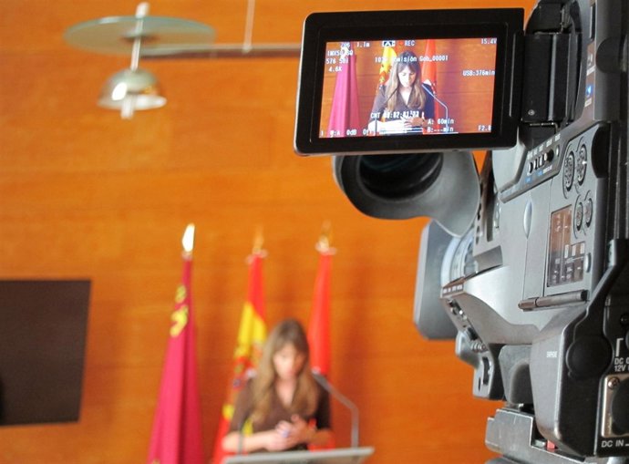 Rebeca Pérez en rueda de prensa