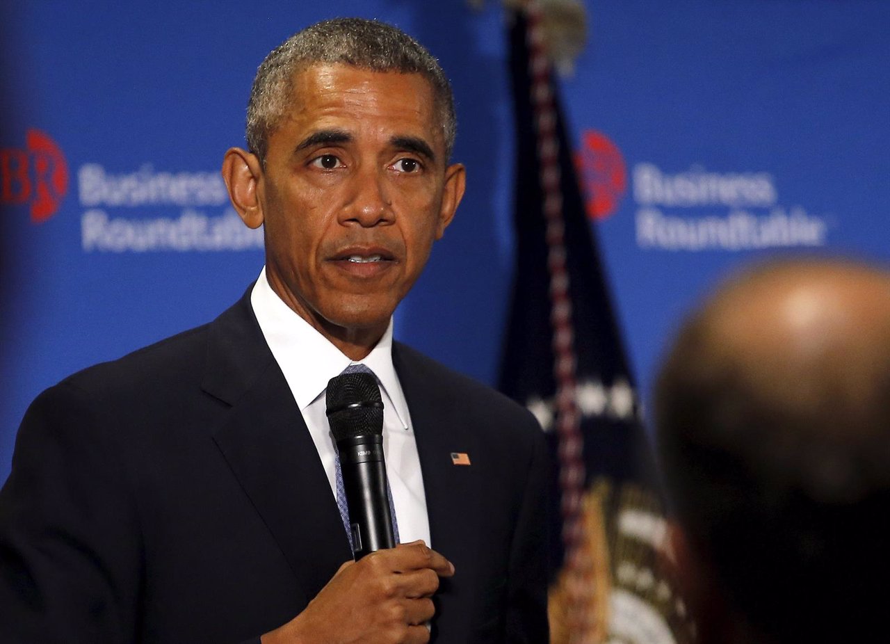 U.S. President Barack Obama delivers remarks at the Business Roundtable offices 