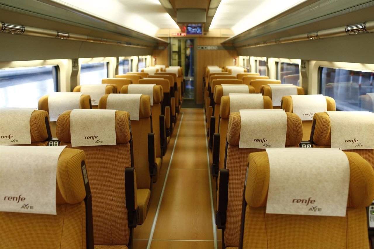 Interior del AVE, Alta Velocidad, Renfe, viaje, viajar, turismo