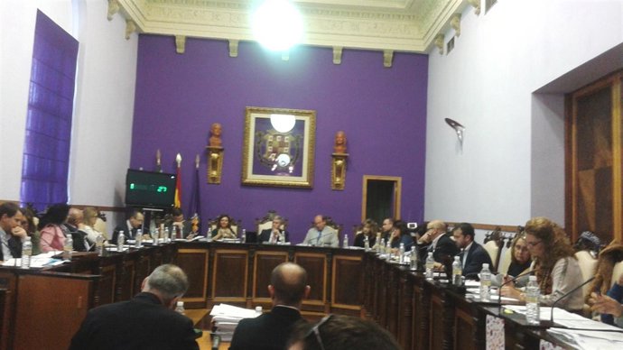 Pleno del Ayuntamiento de Jaén del 30 de octubre de 2015.