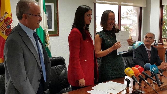 Macarena Gil, primera práctica de puerto en España