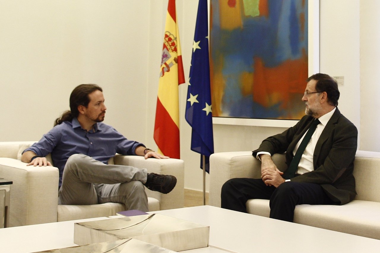 Mariano Rajoy recibe a Pablo Iglesias en Moncloa
