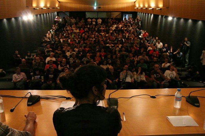 Acto de Podemos en Sevilla, con Teresa Rodríguez