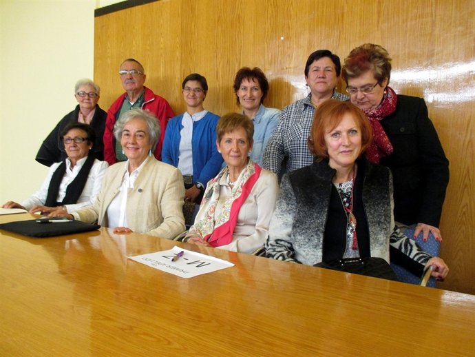 Junta Directiva de la Asociación de Amigos del Plus Ultra