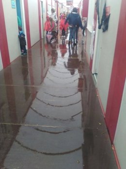 Imagen del colegio Cremona inundado