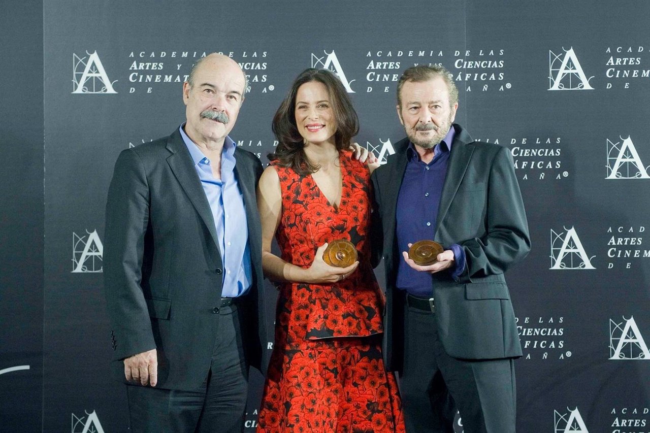 Aitana Sánchez-Gijón, Juan Diego y Antonio Resines