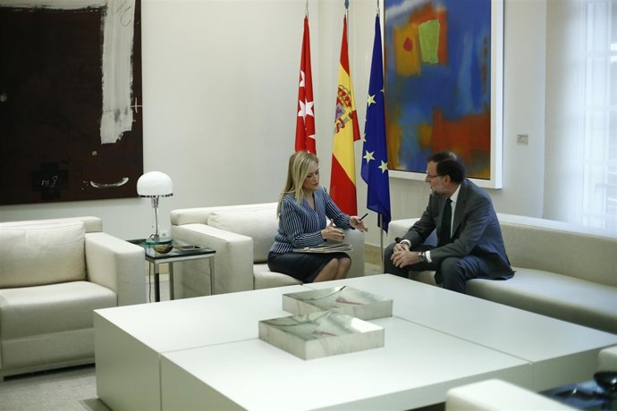 Rajoy recibe a Cristina Cifuentes en la Moncloa