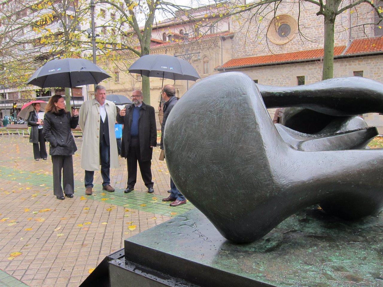 Inauguración de la exposición de Henry Moore en el Paseo de Sarasate