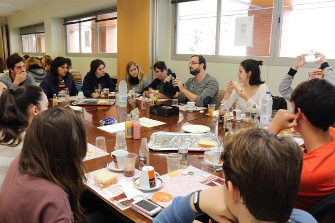 Café con Ciencia en la UPO