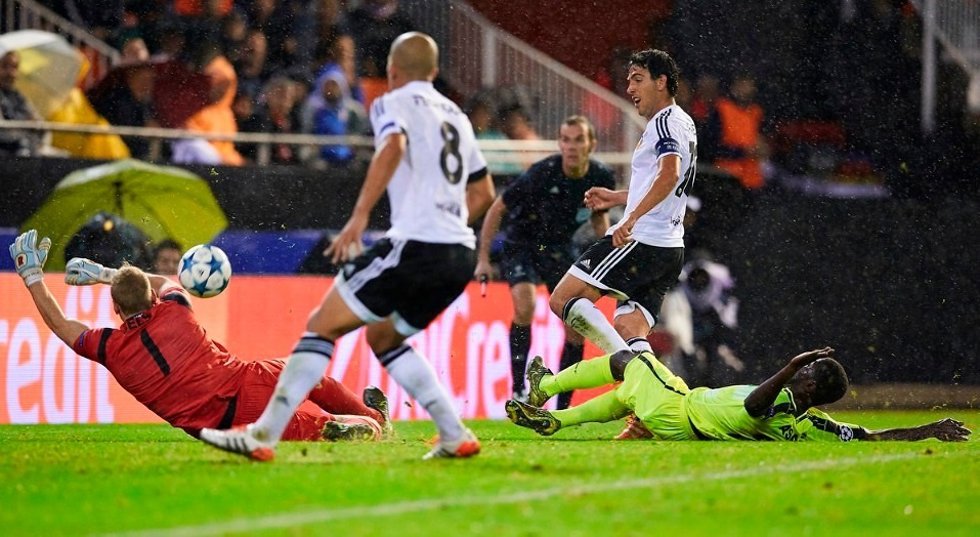 Parejo en el partido entre el Valencia y el Gent
