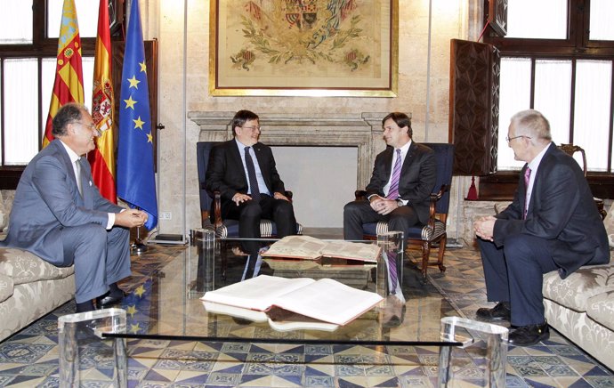 Puig recibe al presidente de Ford Europa en el Palau de la Generalitat