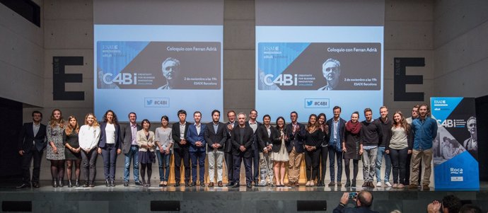 Estudiantes de ESADE y Ferran Adrià