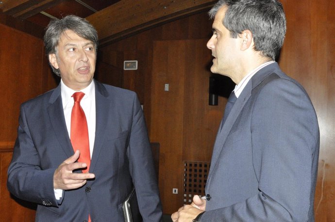 Fernández Cuello y un diputado de C's