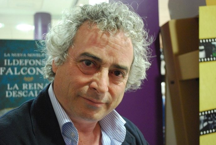 Ildefonso Falcones.